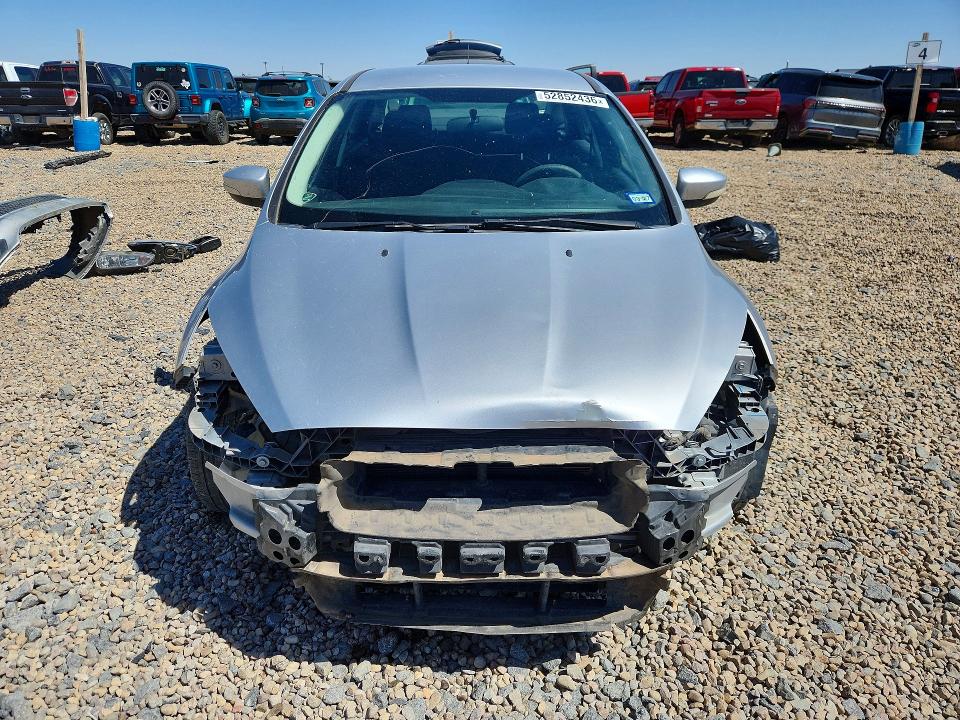 52852436 :رقم المزاد ، 1FADP3F28HL267152 vin ، 2017 Ford Focus مزاد بيع