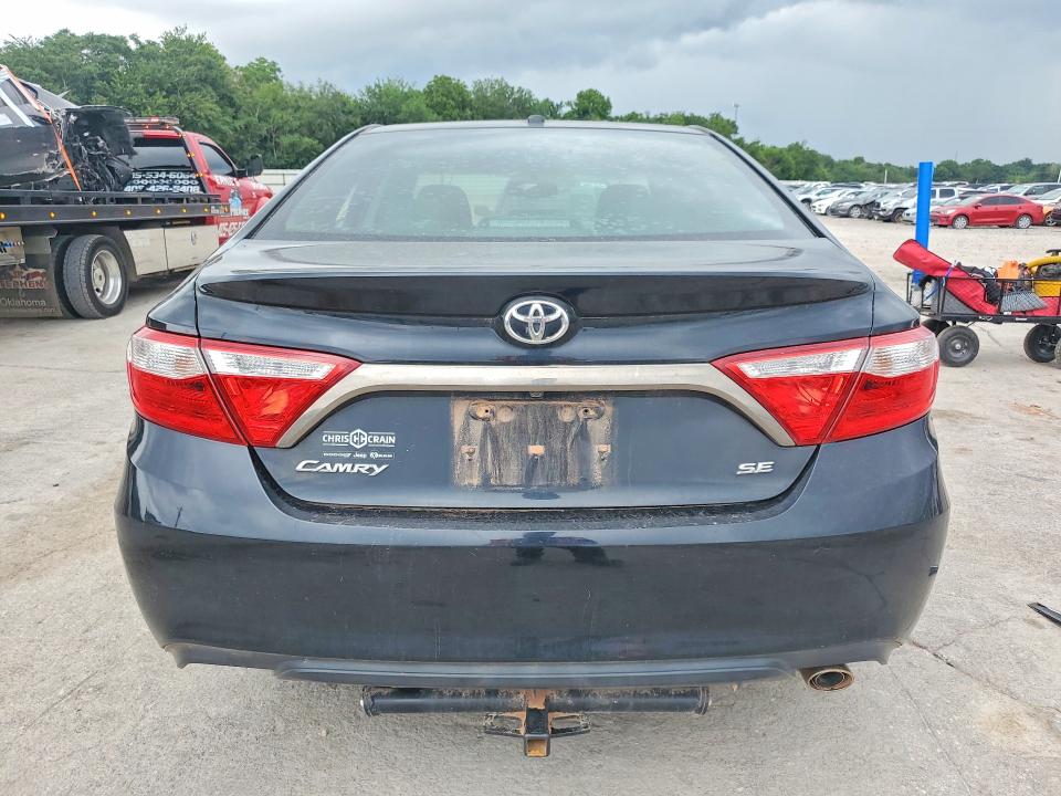 55280466 :رقم المزاد ، 4T1BF1FK7GU230221 vin ، 2016 Toyota Camry مزاد بيع