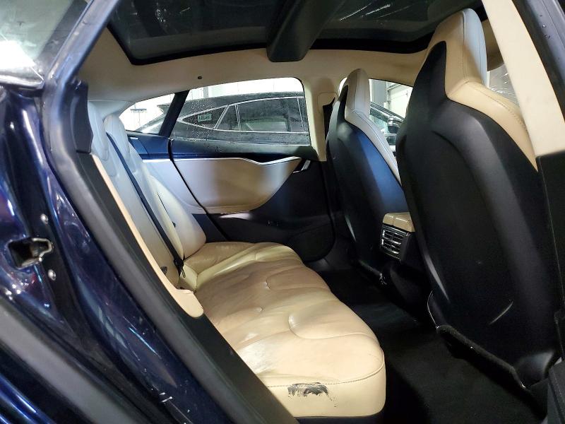 2013 Tesla Model S მანქანა იყიდება აუქციონზე, vin: 5YJSA1CN4DFP08570, აუქციონის ნომერი: 53410786