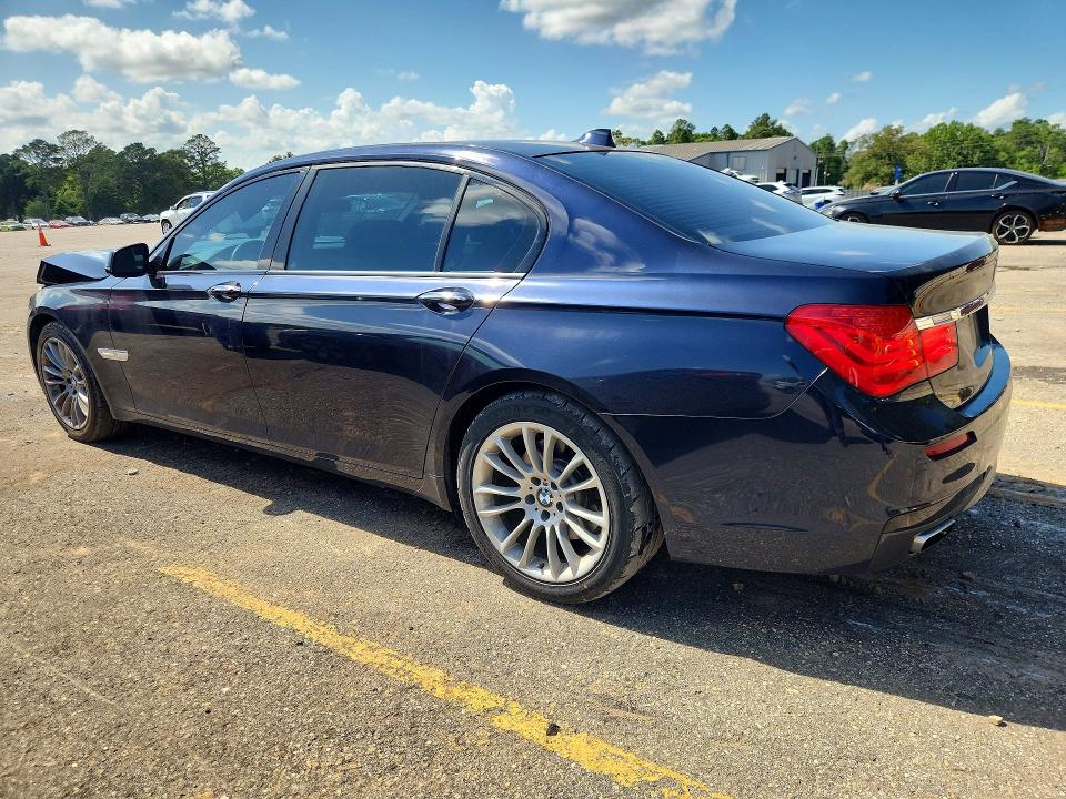 53655426 :رقم المزاد ، WBAKB4C56BC392661 vin ، 2011 Bmw 740 مزاد بيع