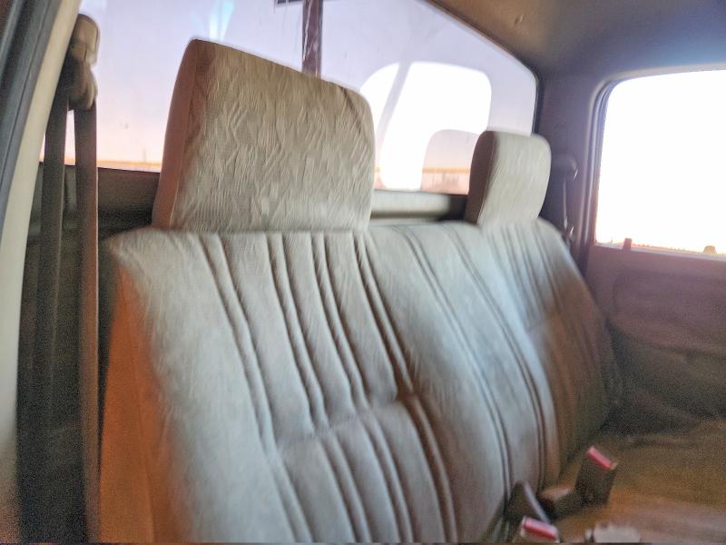 Auction sale of the 2002 Toyota Tacoma, vin: 5TENL42NX2Z040599, lot number: 50157846