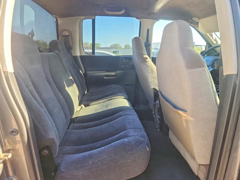 2004 Dodge Dakota მანქანა იყიდება აუქციონზე, vin: 1D7HL38K74S757415, აუქციონის ნომერი: 52160496