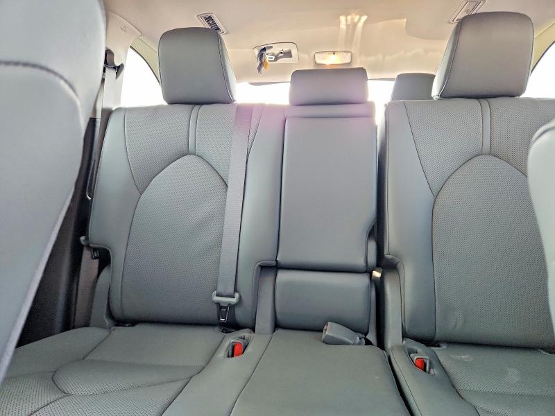 2022 Toyota Highlander მანქანა იყიდება აუქციონზე, vin: 5TDDZRBH1NS217821, აუქციონის ნომერი: 54074506