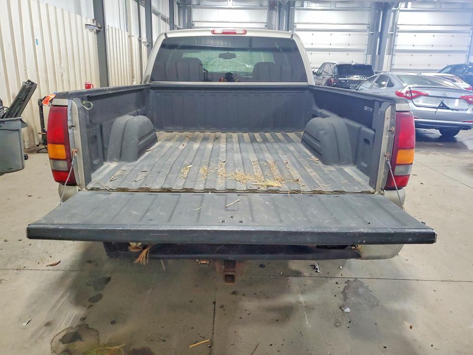 Продаж на аукціоні авто 2002 Gmc New Sierra, vin: 2GTEK19T521272361, номер лоту: 52682906
