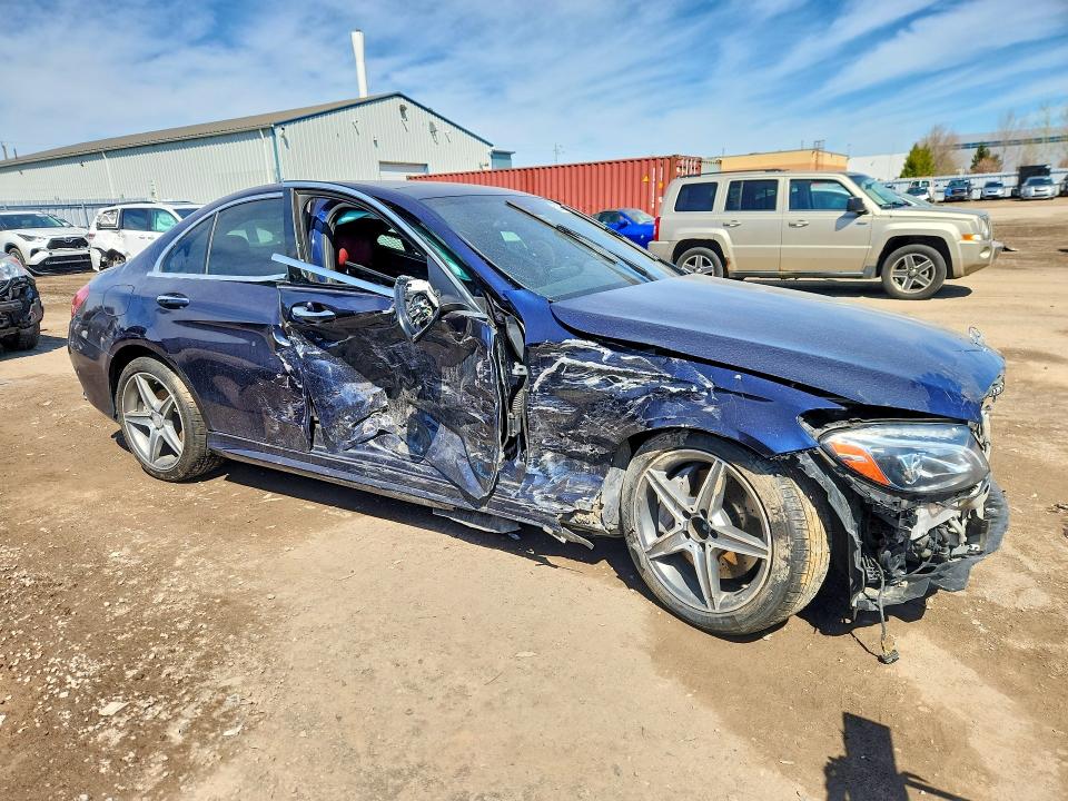 Продажа на аукционе авто 2015 Mercedes-benz C, vin: 55SWF4KB8FU086147, номер лота: 53558096