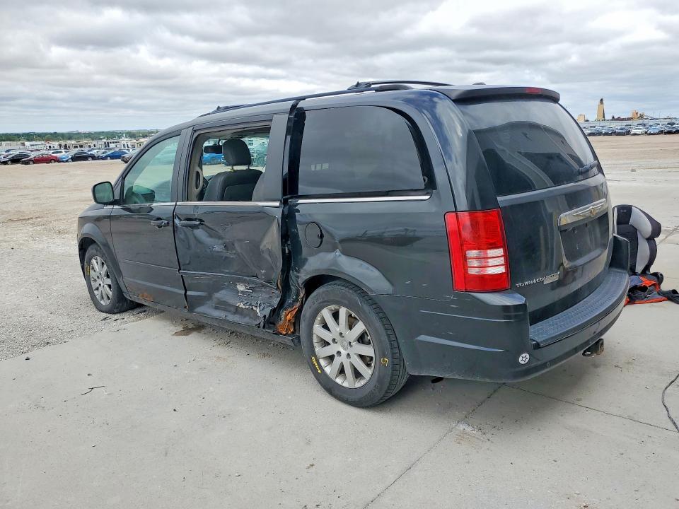 2008 Chrysler Town & Country მანქანა იყიდება აუქციონზე, vin: 2A8HR54P08R656206, აუქციონის ნომერი: 53906096