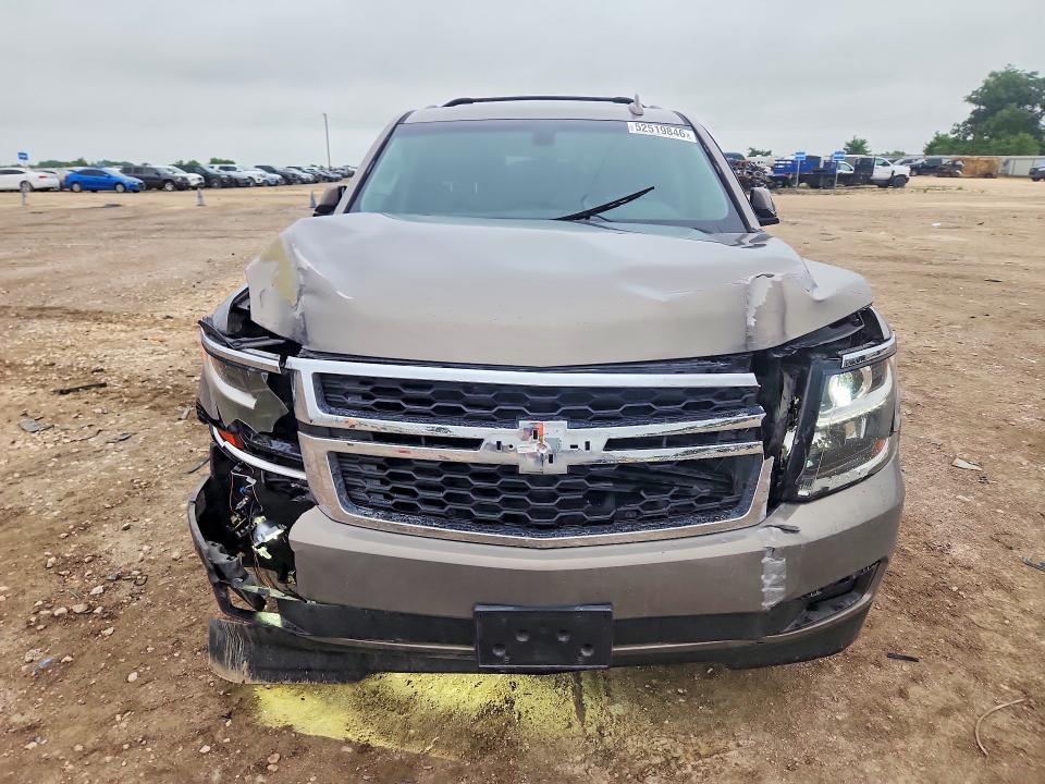 Продаж на аукціоні авто 2018 Chevrolet Suburban, vin: 1GNSCGKC7JR352352, номер лоту: 52519846