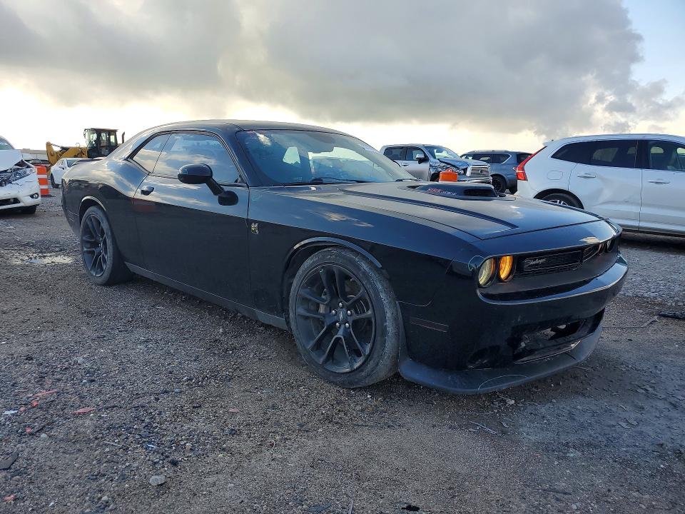 2020 Dodge Challenger მანქანა იყიდება აუქციონზე, vin: 2C3CDZFJ2LH104158, აუქციონის ნომერი: 52100906
