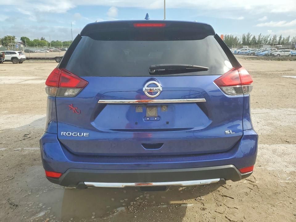 2017 Nissan Rogue მანქანა იყიდება აუქციონზე, vin: JN8AT2MT9HW137091, აუქციონის ნომერი: 55277546