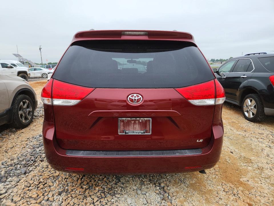 2013 Toyota Sienna მანქანა იყიდება აუქციონზე, vin: 5TDKK3DC8DS320744, აუქციონის ნომერი: 53706636