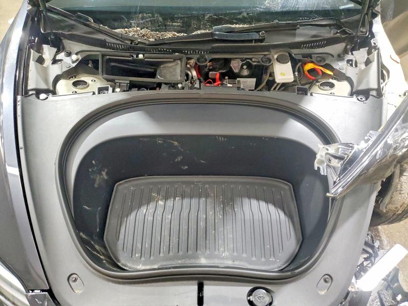 55155596 :رقم المزاد ، 5YJ3E1EB6SF053420 vin ، 2025 Tesla Model 3 مزاد بيع