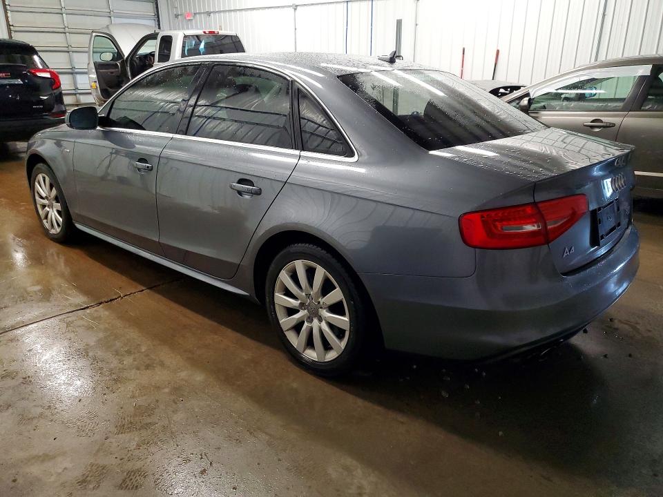 Продаж на аукціоні авто 2015 Audi A4, vin: WAUBFAFL2FN012674, номер лоту: 53246456