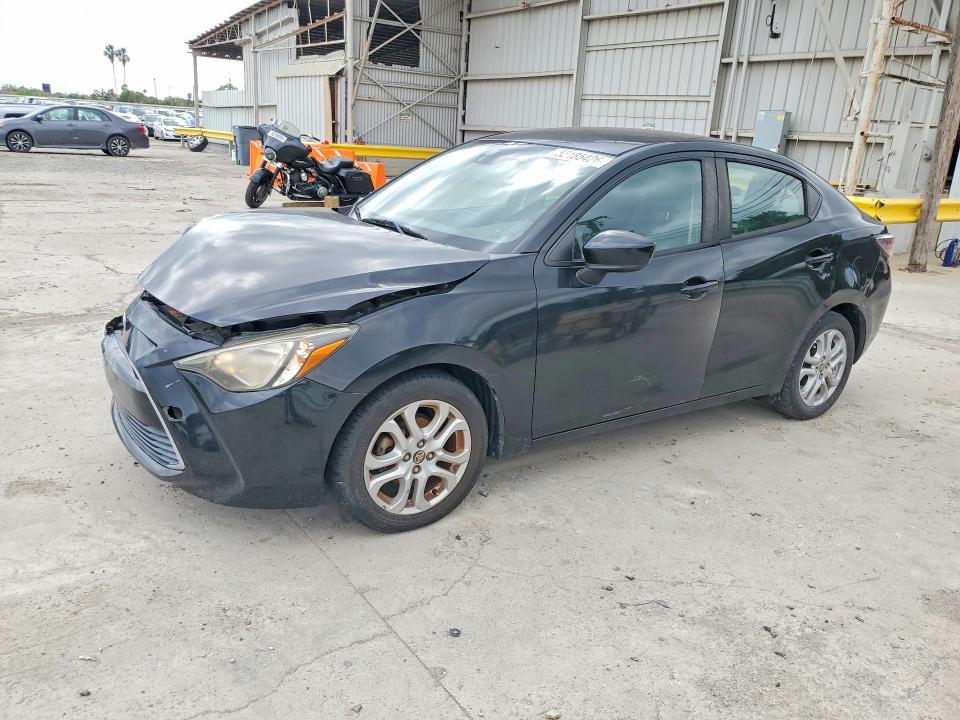 52185426 :رقم المزاد ، 3MYDLBYV6HY173481 vin ، 2017 Toyota Yaris Ia مزاد بيع