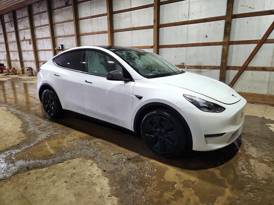 2025 Tesla Model Y მანქანა იყიდება აუქციონზე, vin: 7SAYGDEE9SF223011, აუქციონის ნომერი: 52067986
