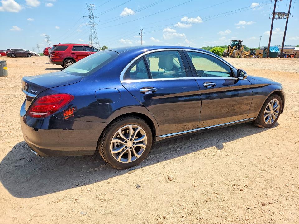 Продажа на аукционе авто 2015 Mercedes-benz C, vin: 55SWF4KB5FU018808, номер лота: 54221766
