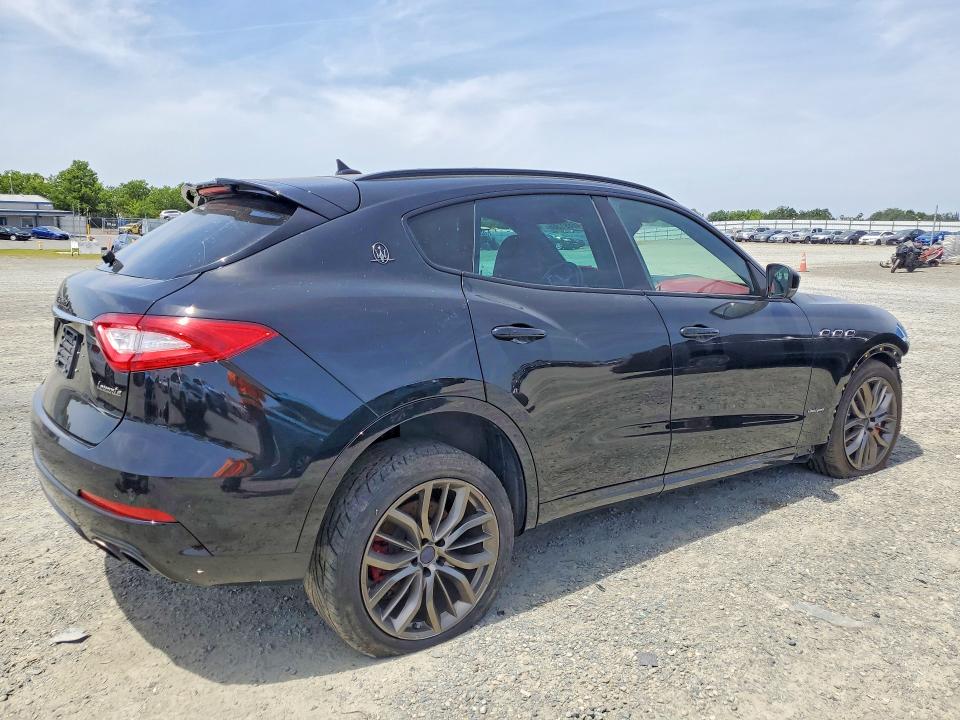 Продажа на аукционе авто 2018 Maserati Levante, vin: ZN661YUS4JX301346, номер лота: 46691386