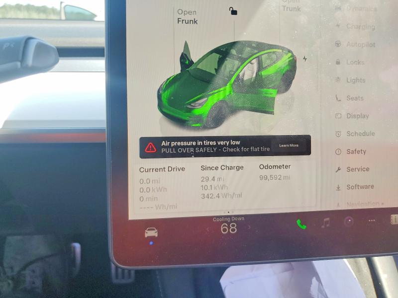 52122926 :رقم المزاد ، 5YJ3E1EC6NF262413 vin ، 2022 Tesla Model 3 مزاد بيع
