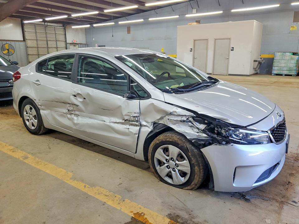 Продажа на аукционе авто 2018 Kia Forte, vin: 3KPFK4A75JE213476, номер лота: 53700866