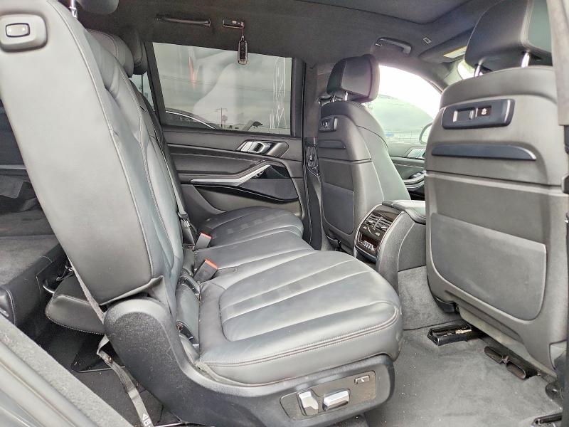 54999046 :رقم المزاد ، 5UXCW2C00M9H88302 vin ، 2021 Bmw X7 مزاد بيع