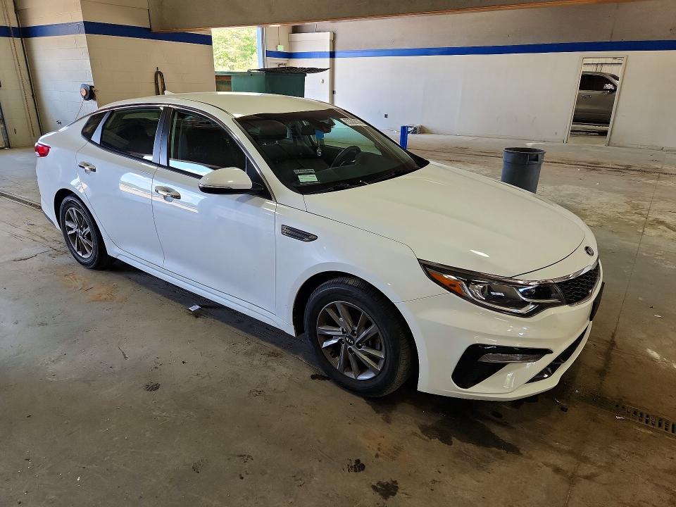 2020 Kia Optima მანქანა იყიდება აუქციონზე, vin: 5XXGT4L35LG443864, აუქციონის ნომერი: 53302176