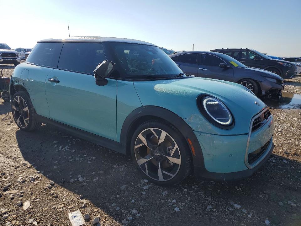 53088136 :رقم المزاد ، WMW23GD02S2W71547 vin ، 2025 Mini Cooper مزاد بيع