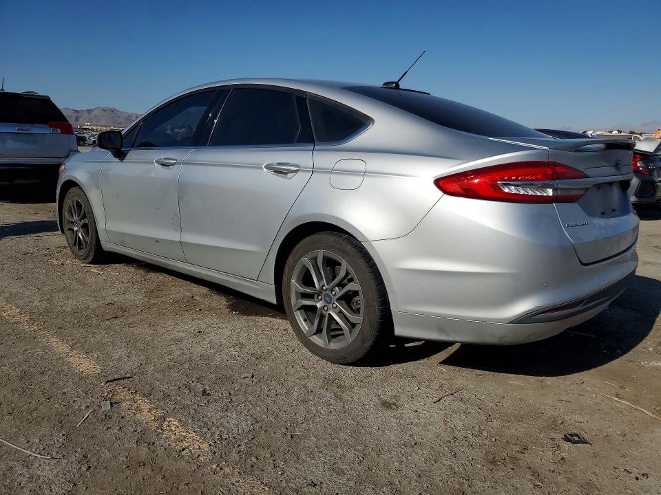 53921066 :رقم المزاد ، 3FA6P0HD9HR413873 vin ، 2017 Ford Fusion مزاد بيع