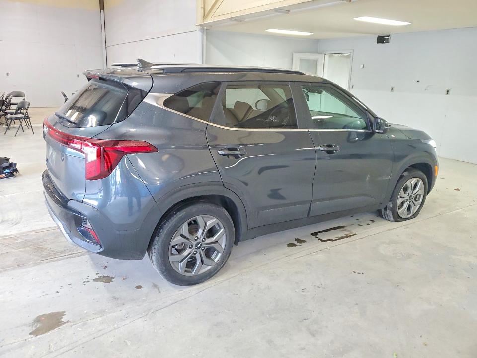 Продажа на аукционе авто 2024 Kia Seltos, vin: KNDEU2AA7R7615842, номер лота: 52221176