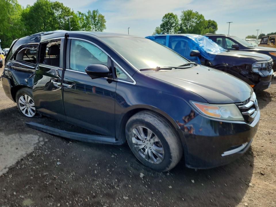 53534446 :رقم المزاد ، 5FNRL5H65EB118056 vin ، 2014 Honda Odyssey مزاد بيع