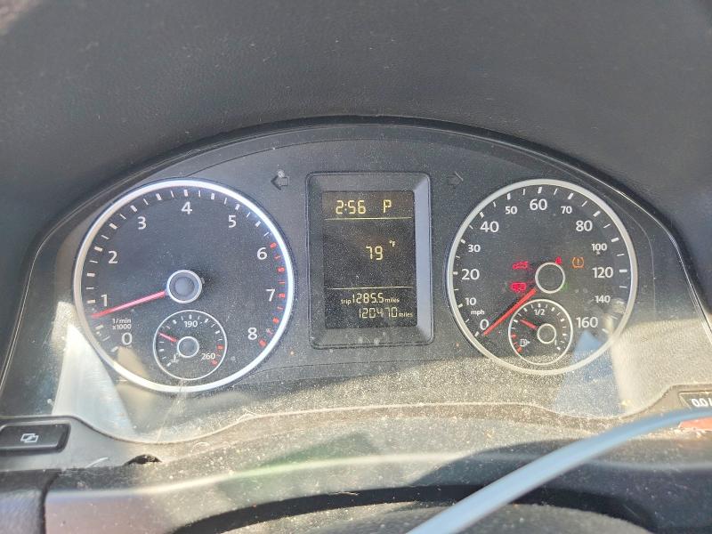 Продажа на аукционе авто 2010 Volkswagen Tiguan, vin: WVGBV7AX4AW518296, номер лота: 54009316