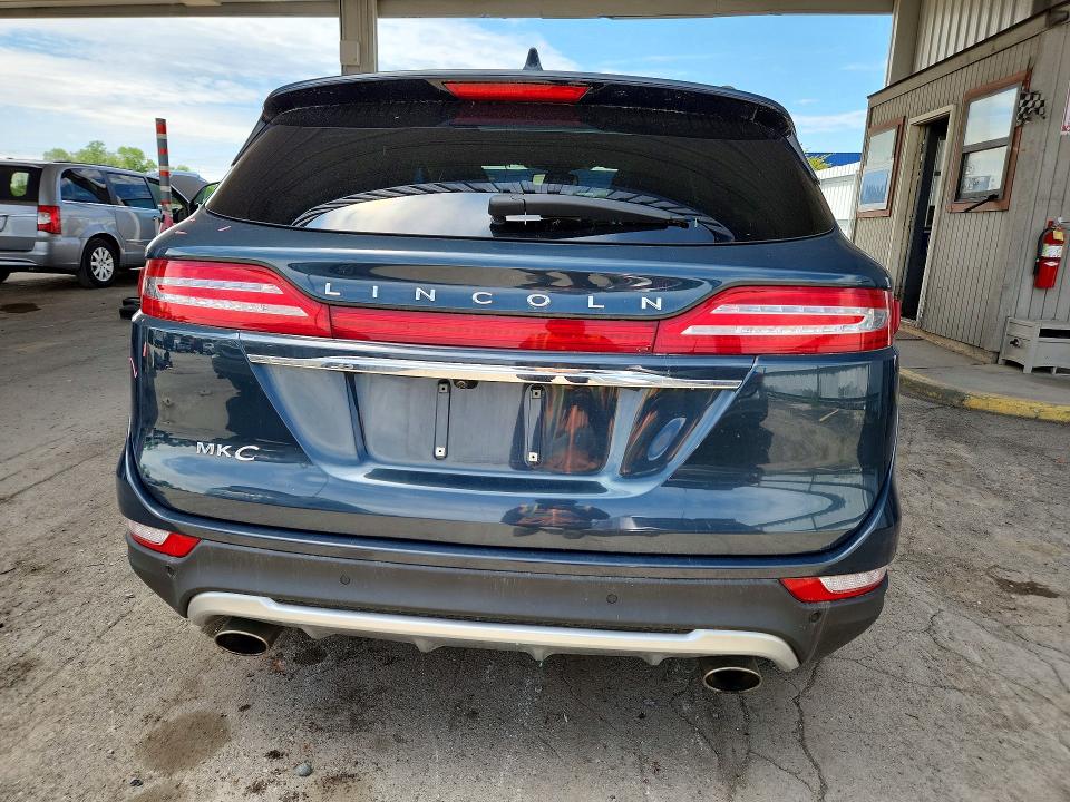 2019 Lincoln Mkc მანქანა იყიდება აუქციონზე, vin: 5LMCJ3D97KUL19033, აუქციონის ნომერი: 53305116