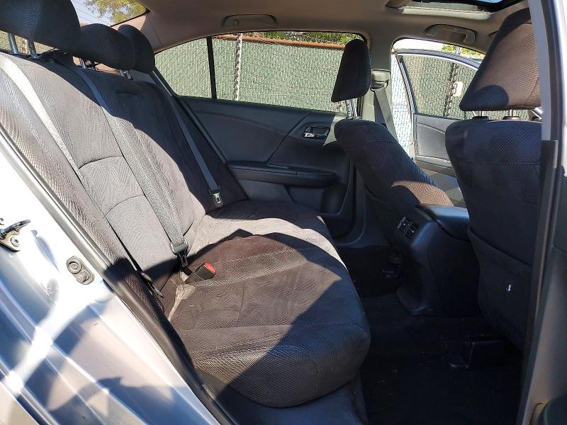 51983386 :رقم المزاد ، 1HGCR2F72HA034841 vin ، 2017 Honda Accord مزاد بيع