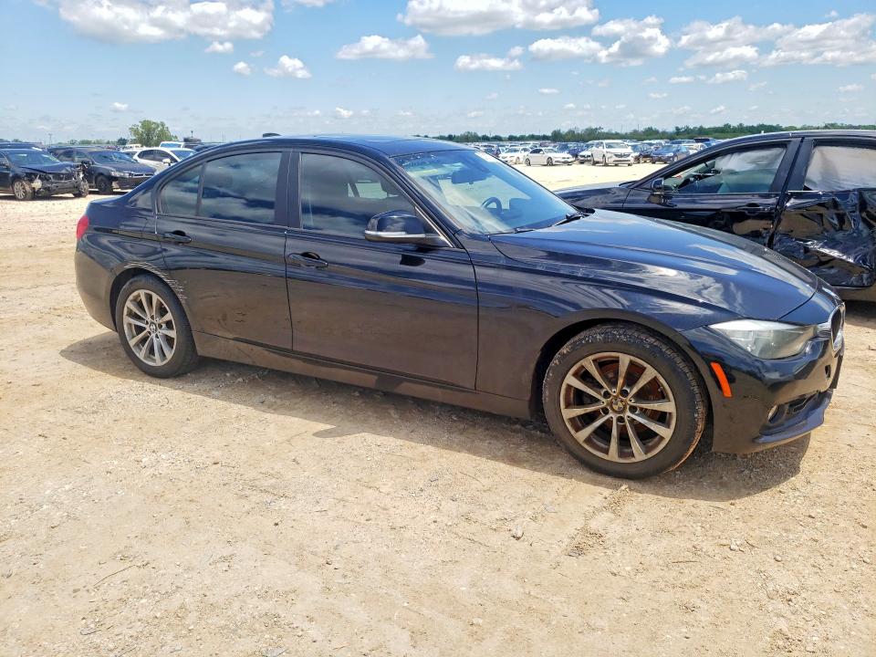 Продаж на аукціоні авто 2017 Bmw 320, vin: WBA8E1G35HNU18642, номер лоту: 53167226