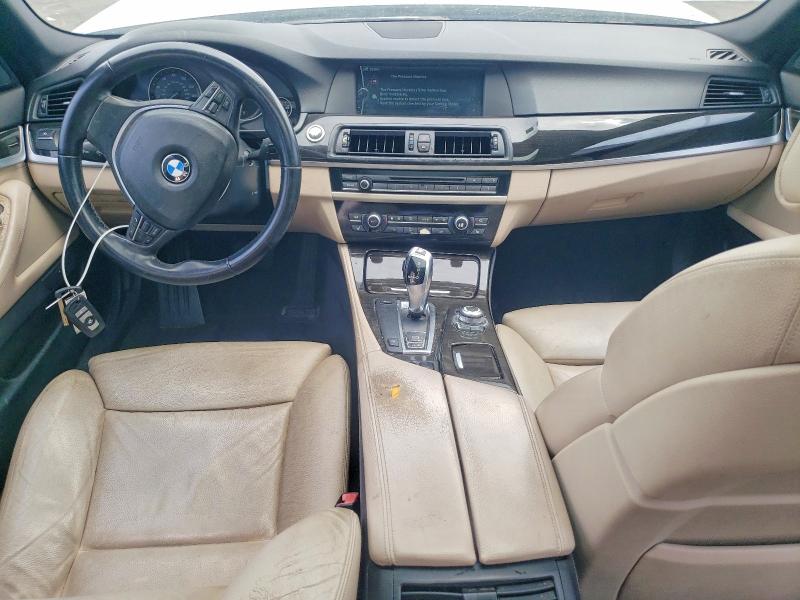 51470076 :رقم المزاد ، WBAFR7C5XBC806510 vin ، 2011 Bmw 535i مزاد بيع