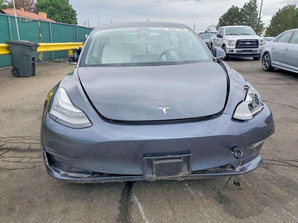 55227156 :رقم المزاد ، 5YJ3E1EBXLF639071 vin ، 2020 Tesla Model 3 مزاد بيع