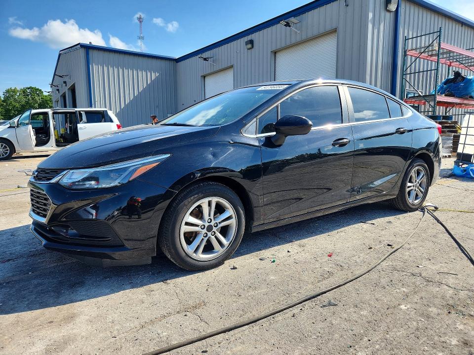 Продажа на аукционе авто 2017 Chevrolet Cruze, vin: 1G1BE5SM8H7259645, номер лота: 54796056