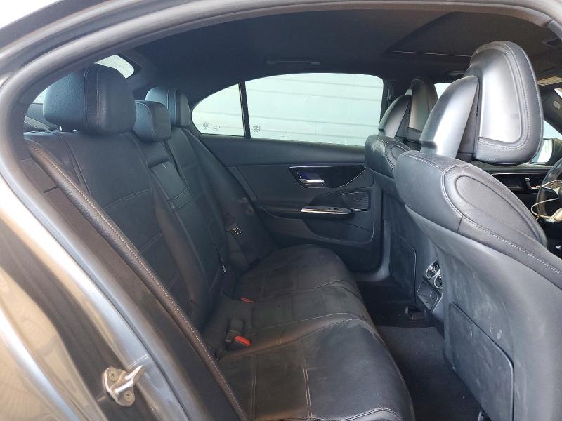 52409386 :رقم المزاد ، W1KAF4GB0NR030643 vin ، 2022 Mercedes-benz C مزاد بيع