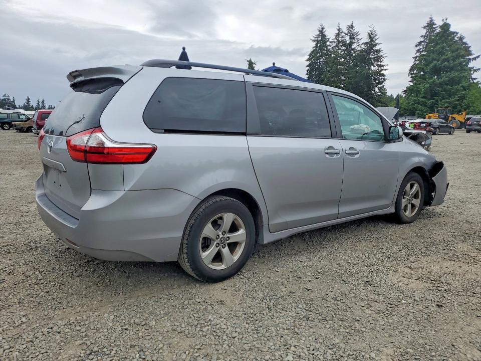Продажа на аукционе авто 2018 Toyota Sienna, vin: 5TDKZ3DC1JS904751, номер лота: 55116346