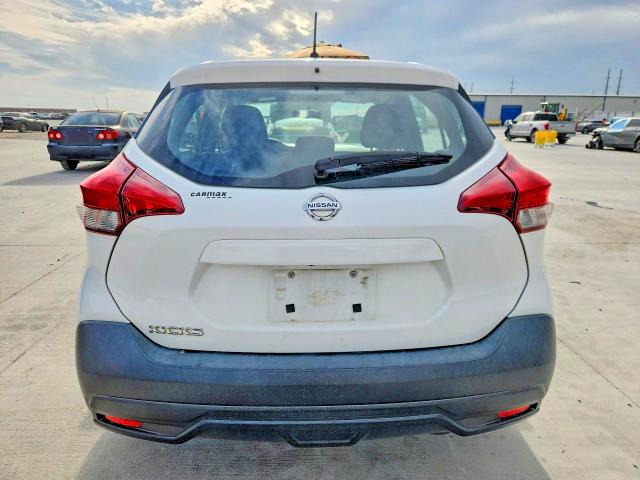 52540296 :رقم المزاد ، 3N1CP5CU8JL508955 vin ، 2018 Nissan Kicks مزاد بيع