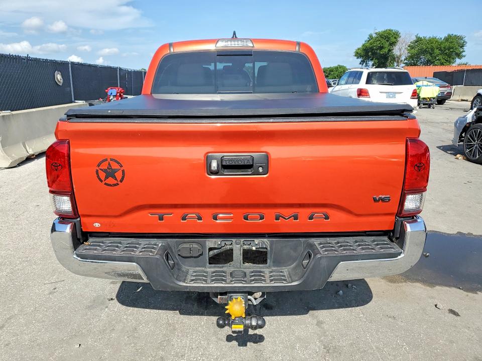 2018 Toyota Tacoma მანქანა იყიდება აუქციონზე, vin: 3TMAZ5CN8JM075977, აუქციონის ნომერი: 55336656
