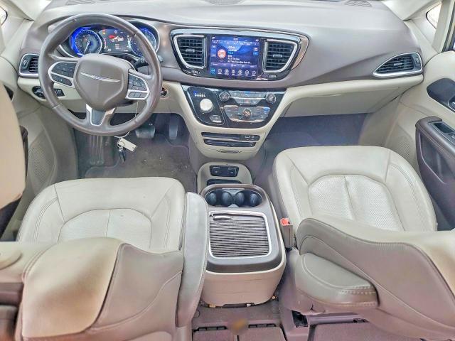 52164646 :رقم المزاد ، 2C4RC1EG6JR194082 vin ، 2018 Chrysler Pacifica مزاد بيع