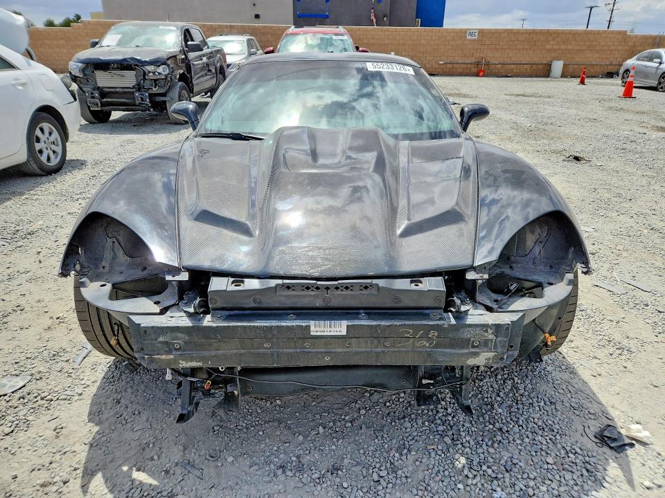 55233126 :رقم المزاد ، 1G1YY24U955108026 vin ، 2005 Chevrolet Corvette مزاد بيع