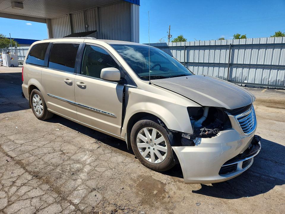 53558366 :رقم المزاد ، 2C4RC1BG2GR205866 vin ، 2016 Chrysler Town & Country مزاد بيع