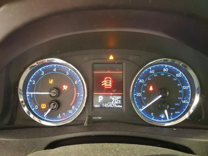 Aukcja sprzedaży 2018 Toyota Corolla, vin: 5YFBURHE0JP751561, numer aukcji: 52602436