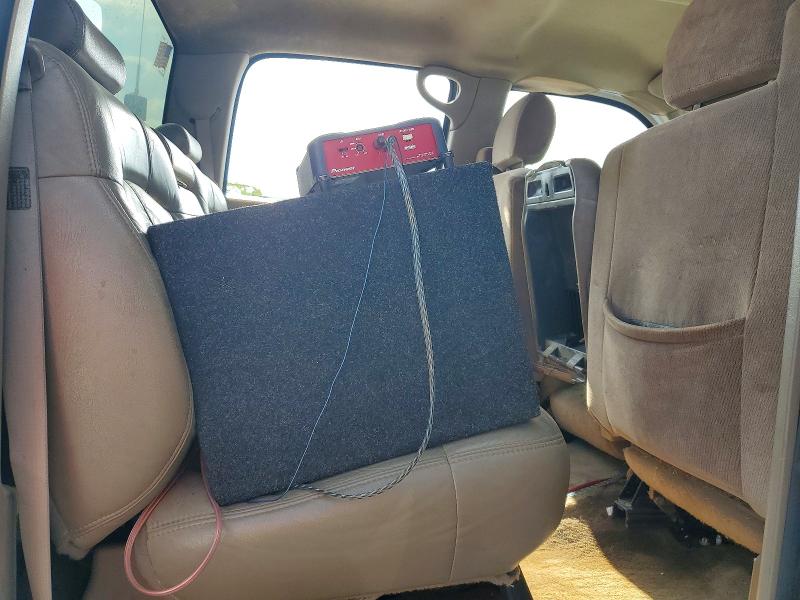 53443746 :رقم المزاد ، 1GCHK23UX1F180481 vin ، 2001 Chevrolet Silverado مزاد بيع