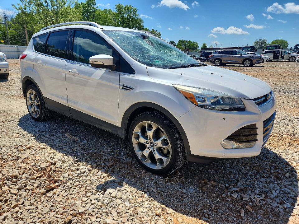 51859806 :رقم المزاد ، 1FMCU9J92FUA05006 vin ، 2015 Ford Escape مزاد بيع