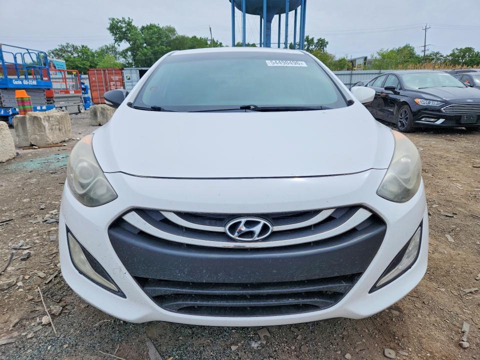 2013 Hyundai Elantra Gt მანქანა იყიდება აუქციონზე, vin: KMHD35LE5DU060086, აუქციონის ნომერი: 54490496