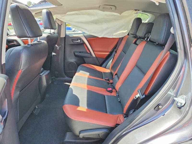 53887516 :رقم المزاد ، JTMYFREV8FD055016 vin ، 2015 Toyota Rav4 مزاد بيع