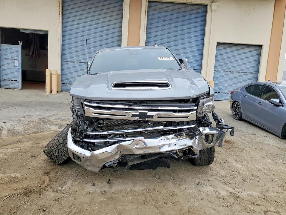 79825665 :رقم المزاد ، 2GC4YPEY7R1111227 vin ، 2024 Chevrolet Silverado مزاد بيع