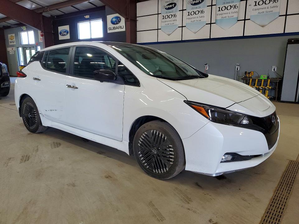 54698036 :رقم المزاد ، 1N4CZ1CVXRC556947 vin ، 2024 Nissan Leaf مزاد بيع