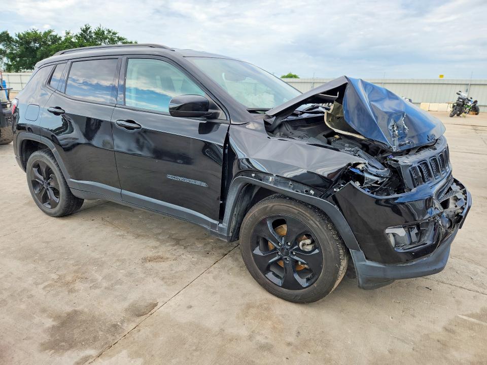 55164636 :رقم المزاد ، 3C4NJDBB4KT621188 vin ، 2019 Jeep Compass مزاد بيع